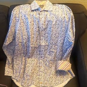 Men's casual button down shirt